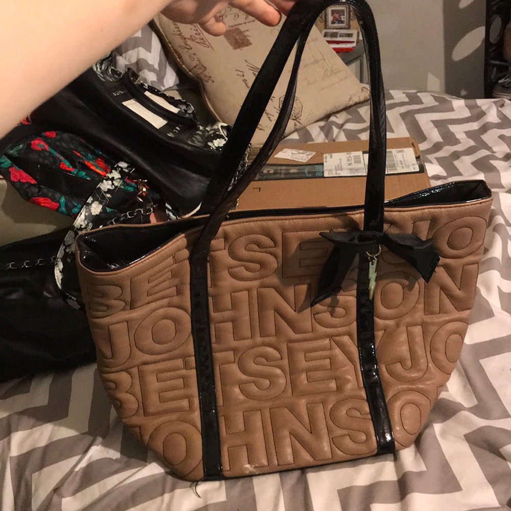 Betsey Johnson Nude Tote Purse 👜